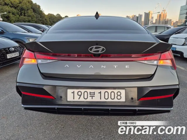 Hyundai Avante CN7 — Фото автомобиля 5