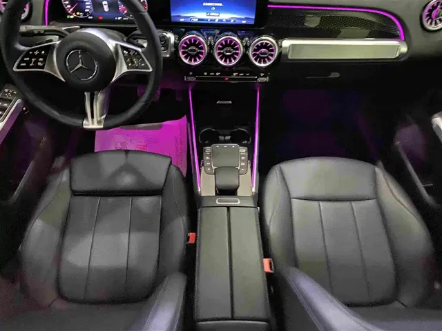 Mercedes-Benz GLB-Class — Фото автомобиля 10