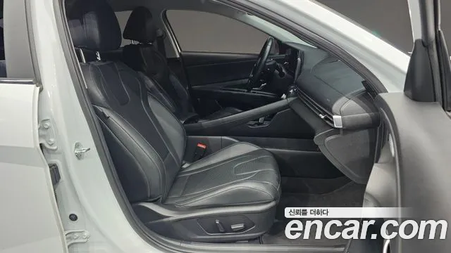 Hyundai Avante — Фото автомобиля 16