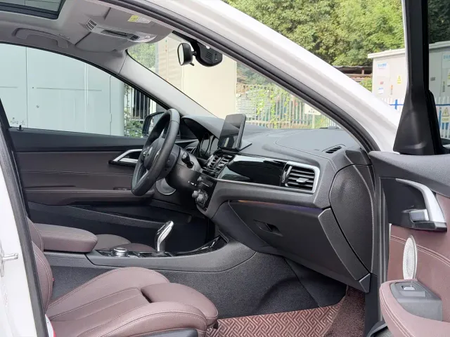 BMW 1 Series — Фото автомобиля 12
