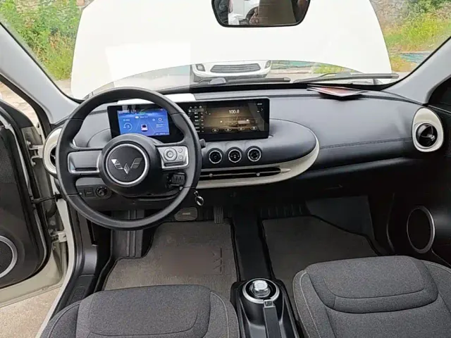 Wuling Bingo — Фото автомобиля 9
