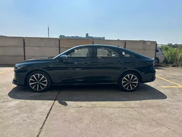 Chery Arrizo 8 — Фото автомобиля 11