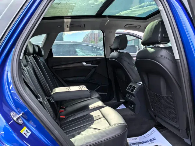 Audi Q5L — Фото автомобиля 19
