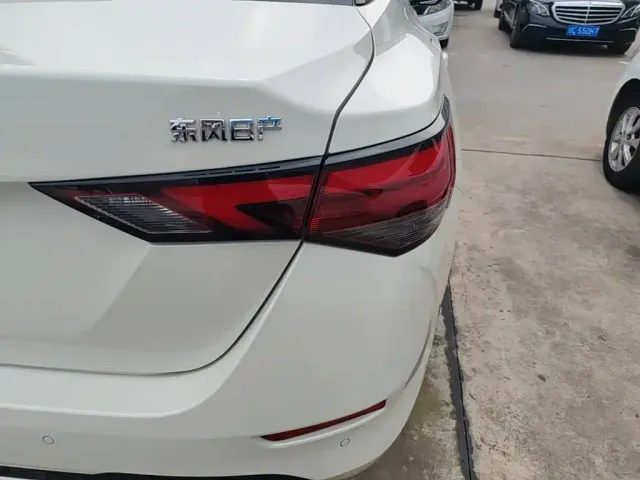 Nissan Sylphy — Фото автомобиля 7