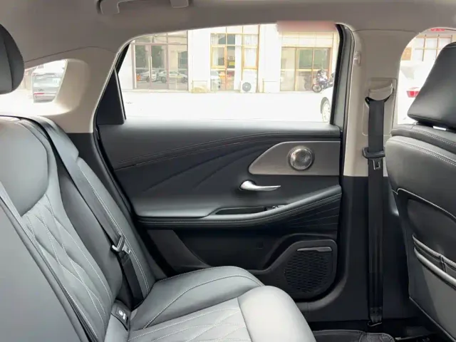 Chery Arrizo 8 — Фото автомобиля 16
