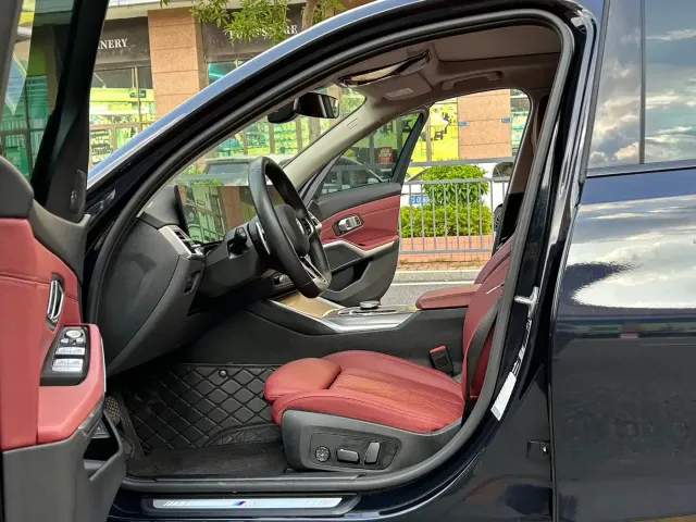 BMW 3 Series — Фото автомобиля 8