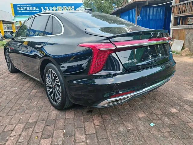 Hongqi H5 — Фото автомобиля 9