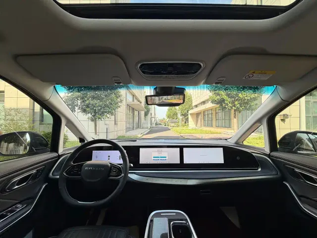 Maxus G90 — Фото автомобиля 19