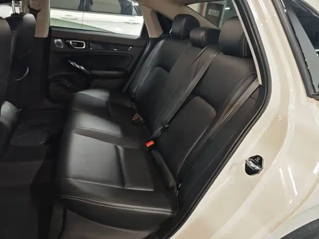Honda Civic — Фото автомобиля 16