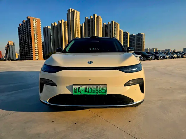 Leapmotor C11 — Фото автомобиля 3