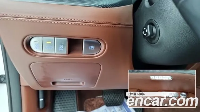 Genesis G90 Бензин 3.5 турбо AWD — Фото автомобиля 16