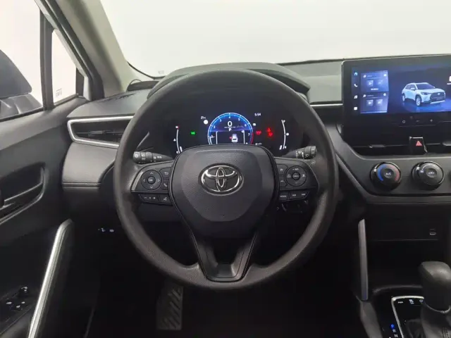 Toyota Corolla Cross — Фото автомобиля 11