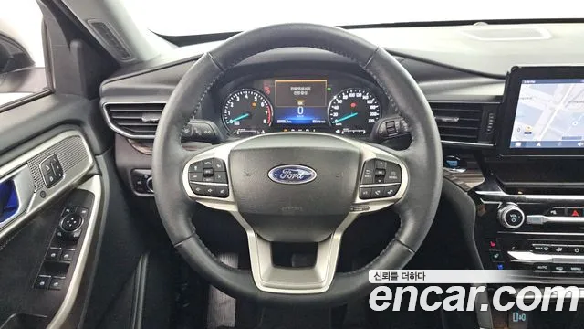 Ford Explorer Explorer 6 поколение — Фото автомобиля 13