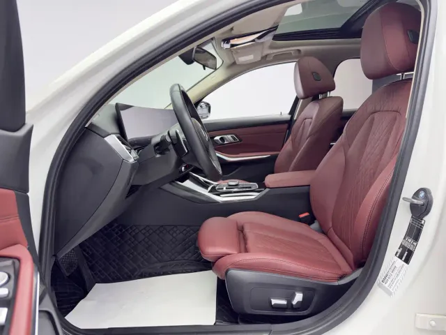 BMW 3 Series — Фото автомобиля 12
