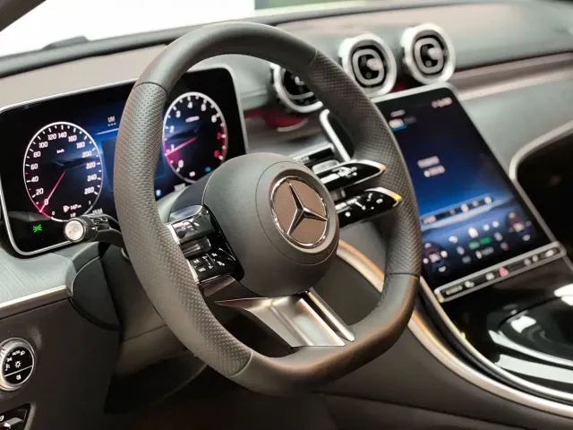 Mercedes-Benz C-Class — Фото автомобиля 7