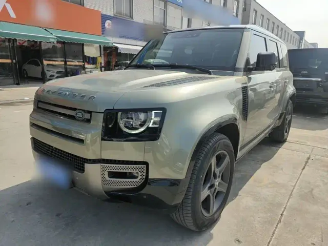 Фотография автомобиля — Land Rover Defender