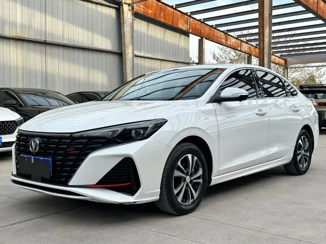 Фотография автомобиля — Changan Eado
