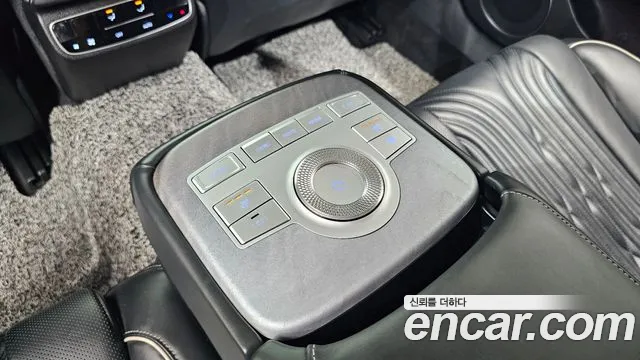 Genesis G80 Бензин 2.5 турбо 2WD — Фото автомобиля 17