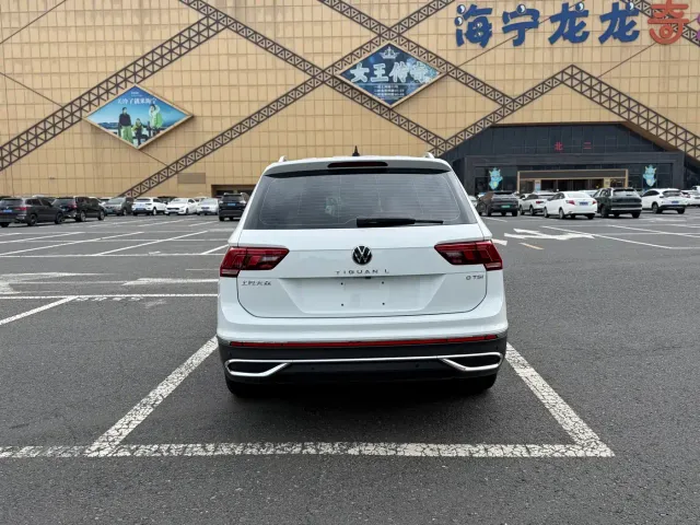 Volkswagen Tiguan L — Фото автомобиля 5