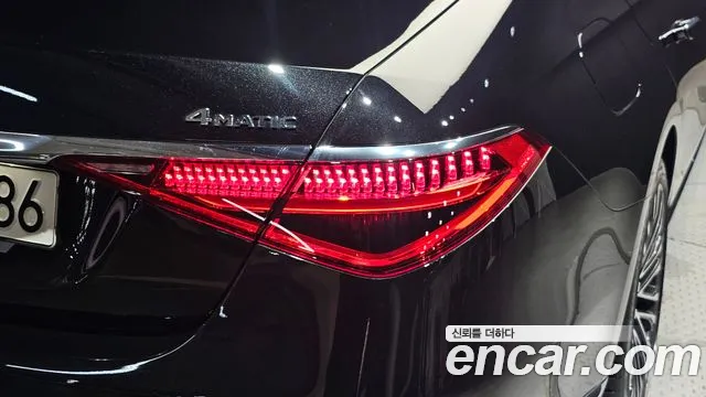 Mercedes-Benz S-Class — Фото автомобиля 23