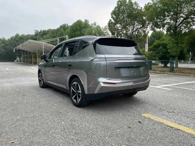 GAC Aion Y — Фото автомобиля 7