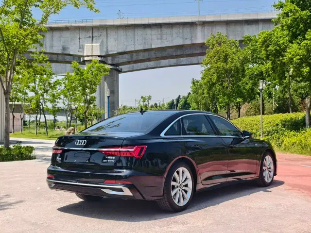 Audi A6L — Фото автомобиля 6