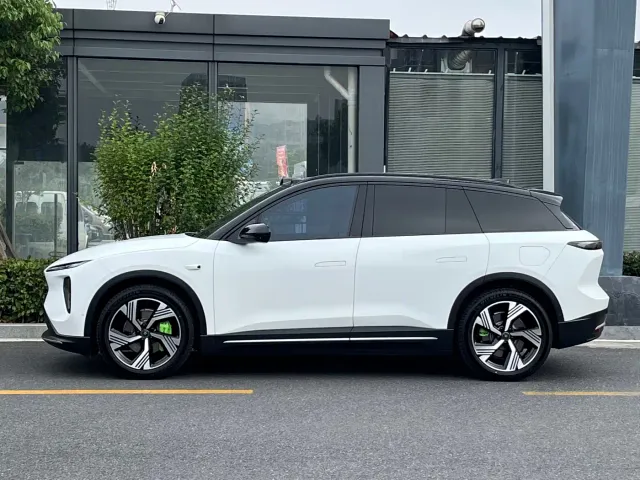 Nio ES6 — Фото автомобиля 3