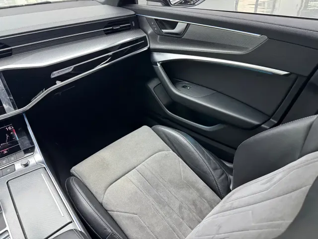Audi A6L — Фото автомобиля 8