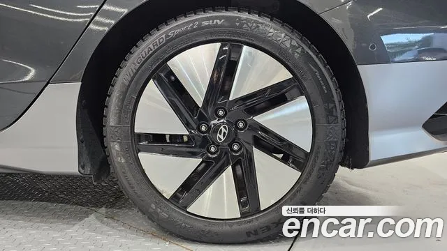 Hyundai Ioniq 6 — Фото автомобиля 21