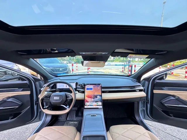 Geely Galaxy L6 — Фото автомобиля 12