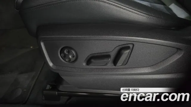 Audi Q5 45 TFSI quattro Premium — Фото автомобиля 24