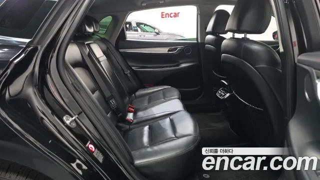 Hyundai Grandeur New — Фото автомобиля 12