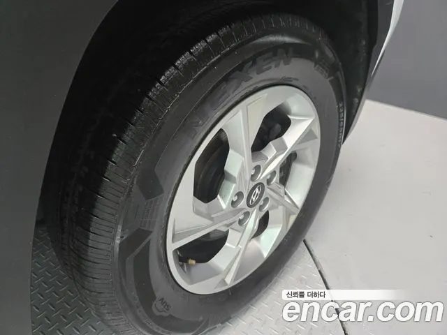 Hyundai Tucson Tucson (NX4) Бензин 1.6 турбо 2WD — Фото автомобиля 13