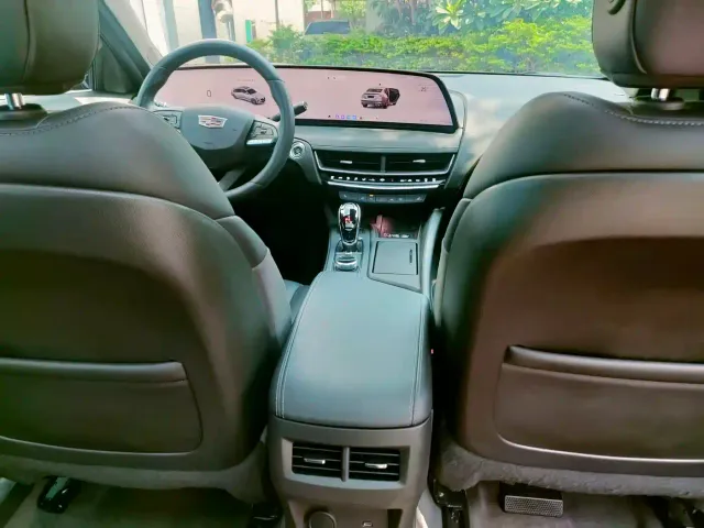 Cadillac CT5 — Фото автомобиля 30