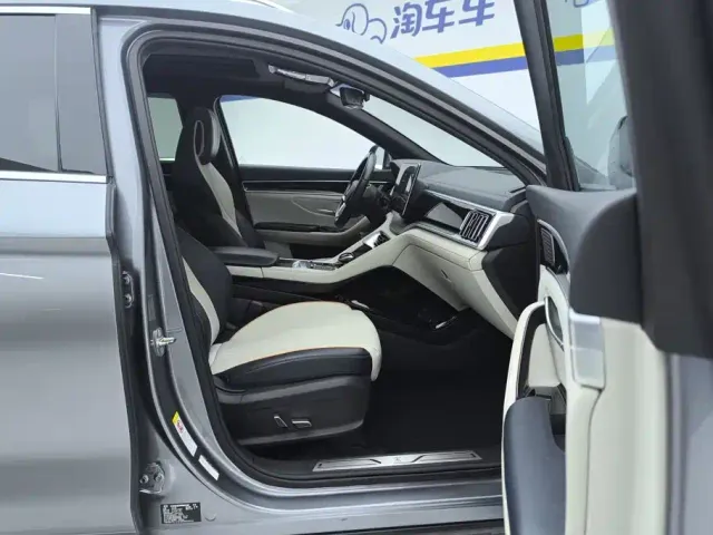 BYD Song PLUS — Фото автомобиля 8