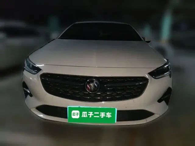 Buick Regal — Фото автомобиля 2