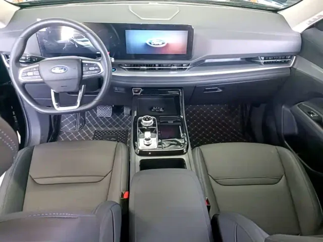 Ford Lingrui — Фото автомобиля 9