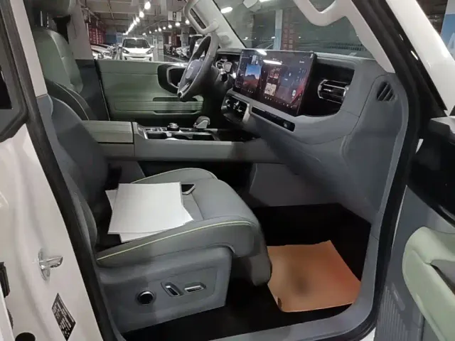 BAIC BJ40 — Фото автомобиля 24