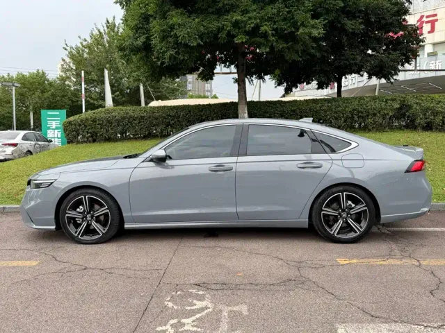 Honda Inspire — Фото автомобиля 3