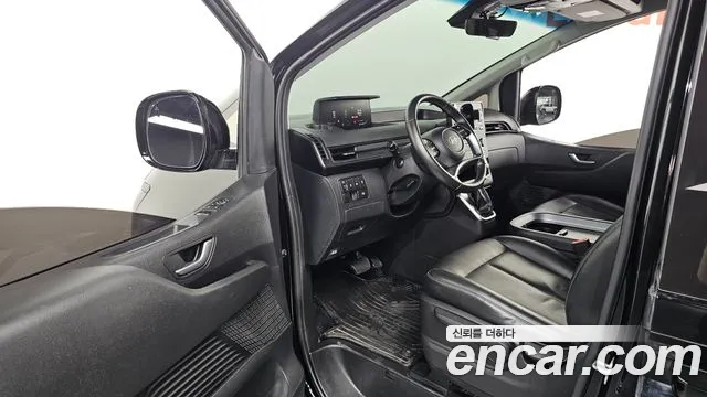 Hyundai Staria — Фото автомобиля 10