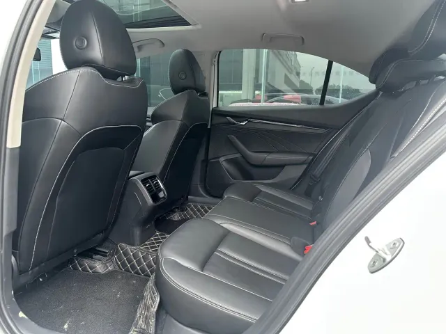 Skoda Octavia — Фото автомобиля 6