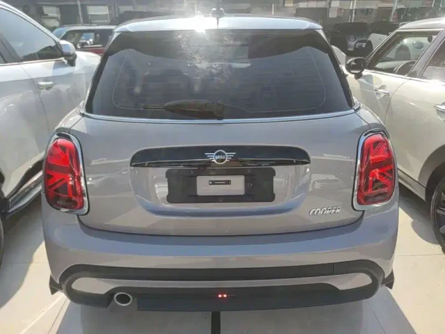 MINI Hatch — Фото автомобиля 5