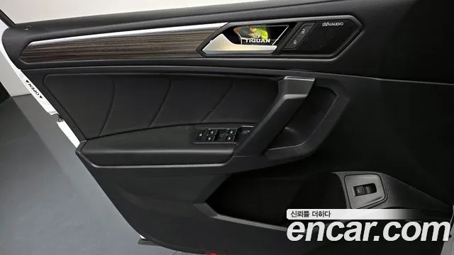 Volkswagen Tiguan — Фото автомобиля 19
