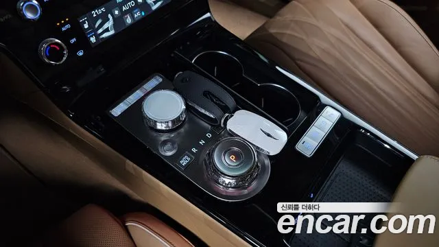Genesis G80 Бензин 2.5 турбо AWD — Фото автомобиля 8
