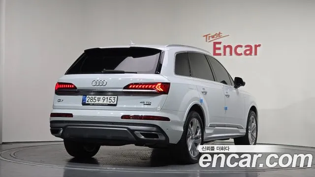 Audi Q7 45 TDI quattro Premium — Фото автомобиля 2