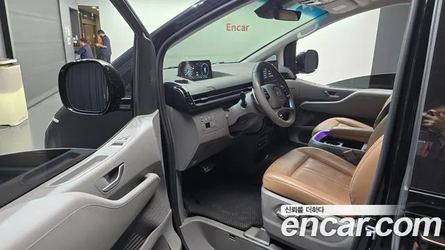 Hyundai Staria — Фото автомобиля 10