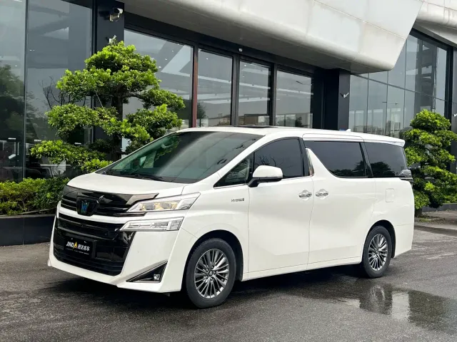 Фотография автомобиля — Toyota Vellfire