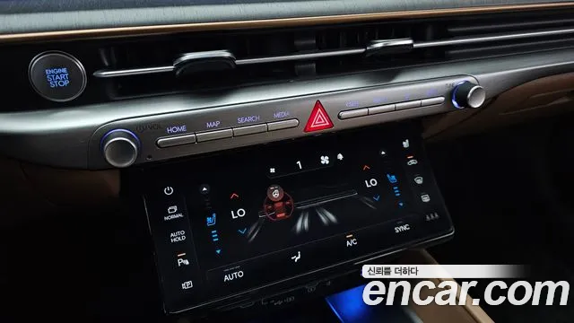 Hyundai Grandeur Grandeur (GN7) 2.5 Бензин 2WD — Фото автомобиля 28