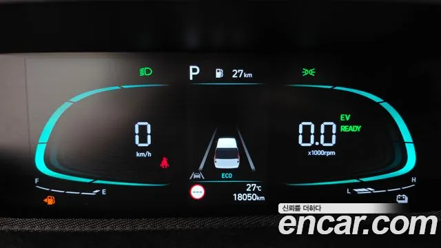 Hyundai Staria Staria — Фото автомобиля 8