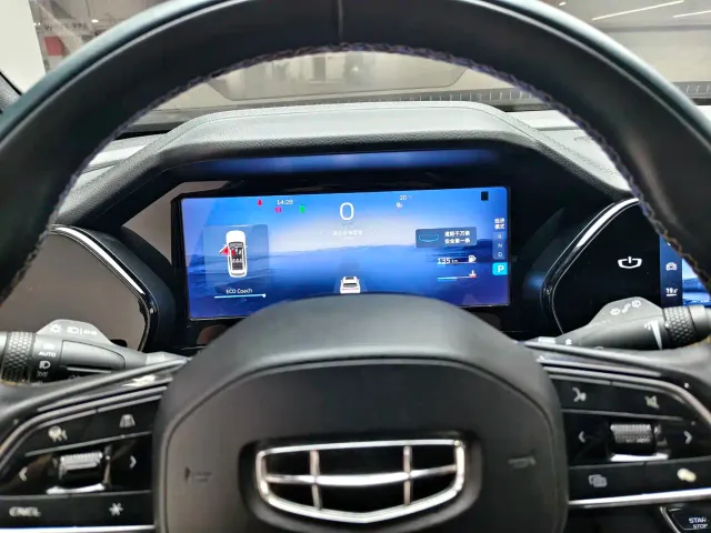 Geely Xingyue L — Фото автомобиля 4